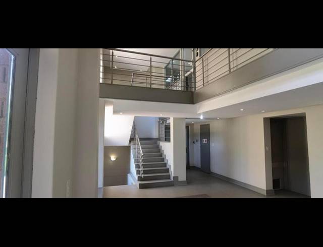 BUSINESS PROPERTY TO RENT IN MENLYN